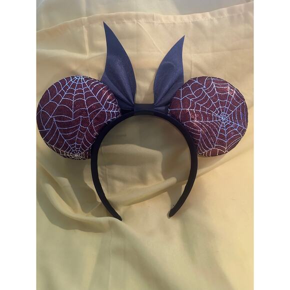 Handmade Disney Halloween Orange and Black Glitter Spiderweb Headband Ears - Picture 2 of 2